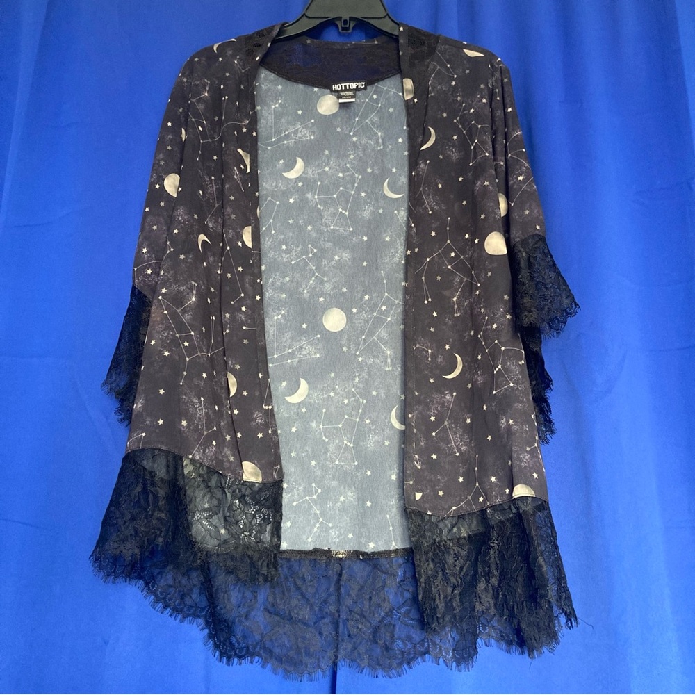 Constellation Lace Trim Kimono ⭐️🖤🌙